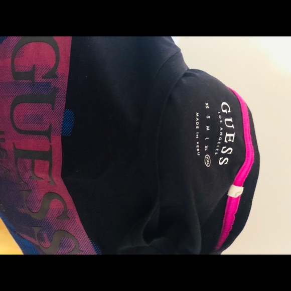 Guess black and pink tshirt size xxl - Picture 3 of 6